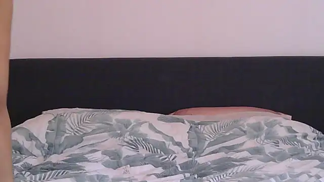 Snapshot of Popje94 chatting on 02/25/26, 12:04 Popje94 online show from 02/25/26, 12:04