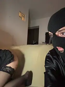 Snapshot of la_mora69 chatting on 03/12/26, 11:11 la mora69 online show from 03/12/26, 11:11