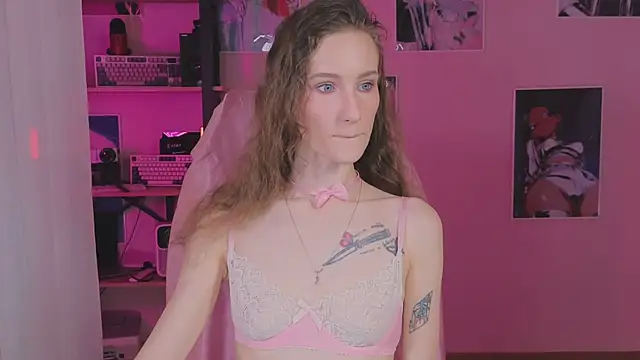 Snapshot of AriaLiko chatting on 04/12/26, 08:36 AriaLiko online show from 04/12/26, 08:36