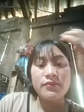 Snapshot of Momo-biki chatting on 02/17/26, 05:26 Momo-biki online show from 02/17/26, 05:26