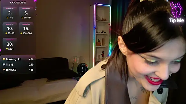 Snapshot of Eva_Sterling_ chatting on 04/04/26, 01:08 Eva Sterling online show from 04/04/26, 01:08