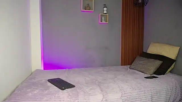 LUNITA125 online show from 02/06/26, 03:22