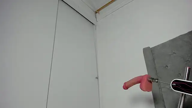 Snapshot of BianncaDiaz chatting on 03/14/26, 12:54 BianncaDiaz online show from 03/14/26, 12:54