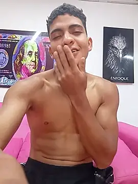 Snapshot of NikoHot_anatole chatting on 06/07/26, 01:48 NikoHot anatole online show from 06/07/26, 01:48