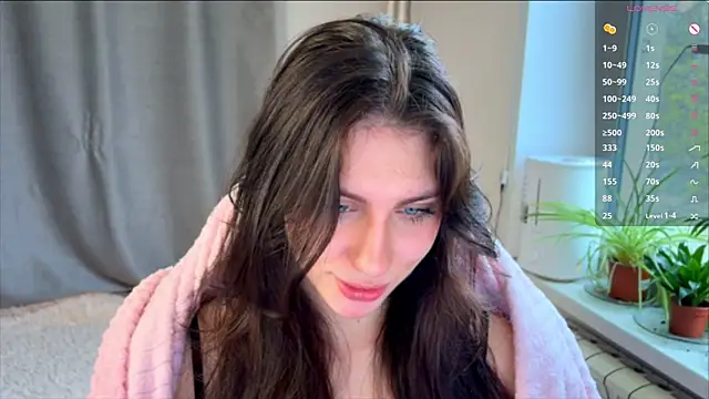 Snapshot of lunawho chatting on 04/20/26, 04:26 lunawho online show from 04/20/26, 04:26