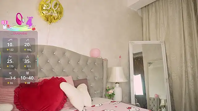 Snapshot of Celine_Noir chatting on 03/10/26, 05:12 Celine Noir online show from 03/10/26, 05:12