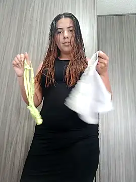 Snapshot of lyss_muller chatting on 03/07/26, 06:38 lyss muller online show from 03/07/26, 06:38