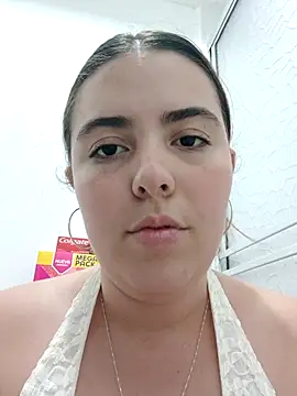 Snapshot of lyss_muller chatting on 03/21/26, 12:26 lyss muller online show from 03/21/26, 12:26