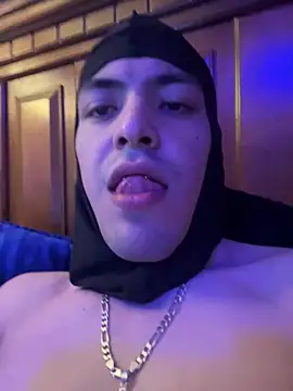 Snapshot of Tupapi696969q chatting on 03/11/26, 04:51 Tupapi696969q online show from 03/11/26, 04:51