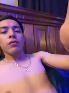 Snapshot of Tupapi696969q chatting on 03/22/26, 04:38 Tupapi696969q online show from 03/22/26, 04:38