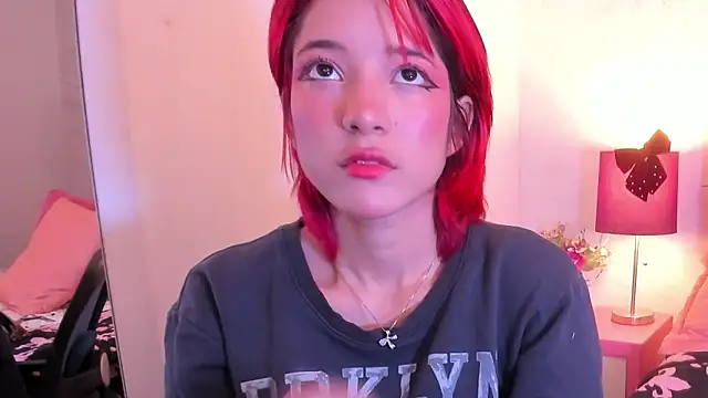 Snapshot of MiaaBlake_ chatting on 03/15/26, 08:04 MiaaBlake online show from 03/15/26, 08:04