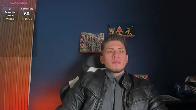 Snapshot of SebastianMaximoff_ chatting on 07/15/26, 07:30 SebastianMaximoff online show from 07/15/26, 07:30