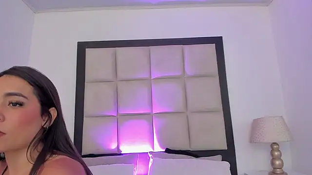 Snapshot of SussyFox chatting on 04/06/26, 03:48 SussyFox online show from 04/06/26, 03:48