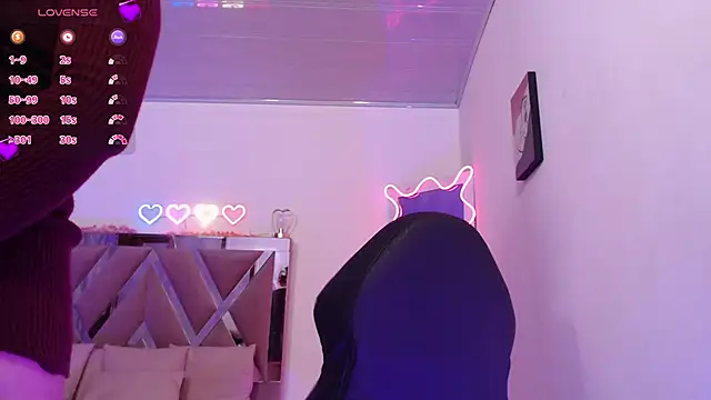 Snapshot of ZAYRA_TAY chatting on 03/06/26, 12:23 ZAYRA TAY online show from 03/06/26, 12:23