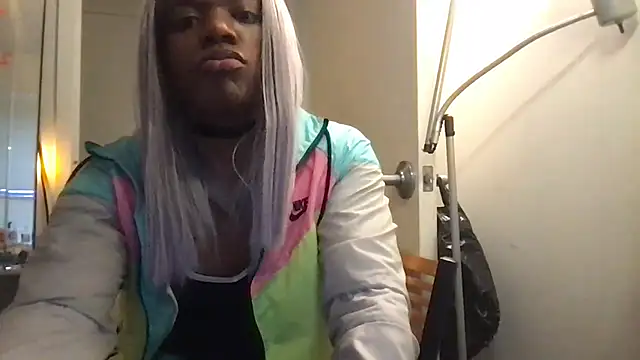 Snapshot of frenchiego chatting on 03/08/26, 01:04 frenchiego online show from 03/08/26, 01:04