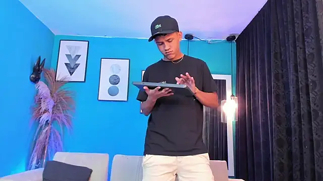 KingOfHeavens 2 online show from 02/26/26, 08:08