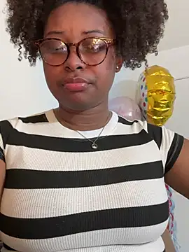 cocoaswretie online show from 02/27/26, 03:17