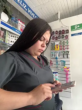 Snapshot of EvaLuna25 chatting on 02/03/26, 04:34 EvaLuna25 online show from 02/03/26, 04:34