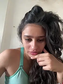 Snapshot of madison90 chatting on 02/09/26, 08:24 madison90 online show from 02/09/26, 08:24