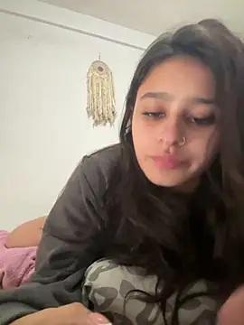 Snapshot of madison90 chatting on 04/16/26, 08:42 madison90 online show from 04/16/26, 08:42