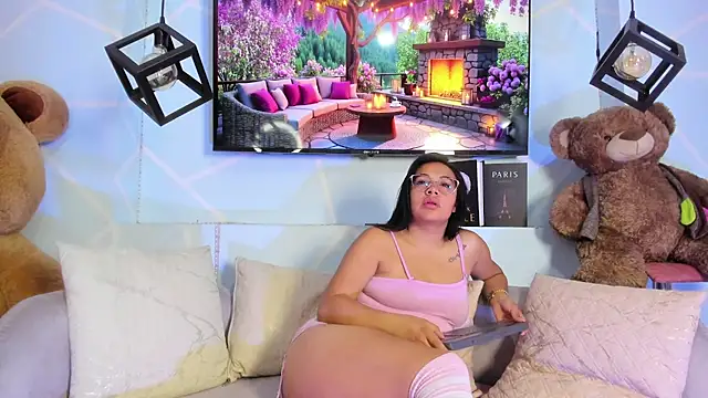 Snapshot of amy_noa chatting on 02/27/26, 12:32 amy noa online show from 02/27/26, 12:32