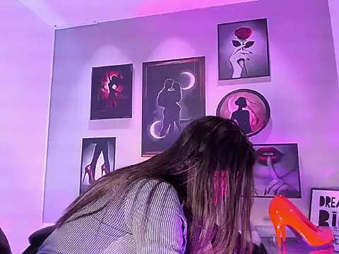 Gabriela velle online show from 02/09/26, 02:32