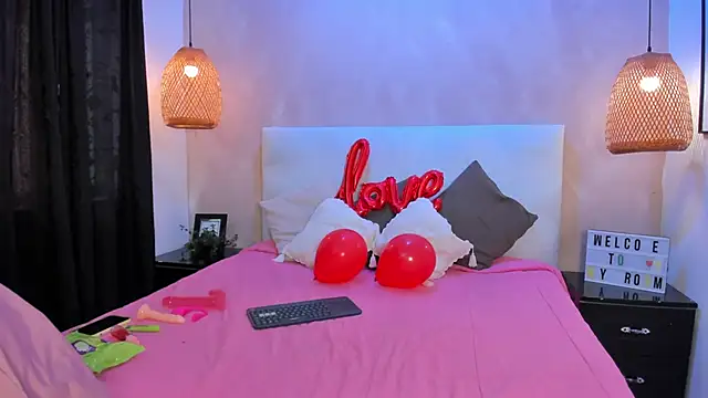 Hilaryportman online show from 02/11/26, 07:41