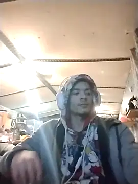 Snapshot of spooky425hd chatting on 02/06/26, 02:27 spooky425hd online show from 02/06/26, 02:27