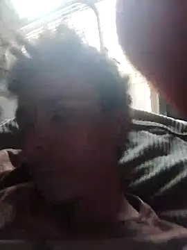 Snapshot of spooky425hd chatting on 04/16/26, 09:39 spooky425hd online show from 04/16/26, 09:39