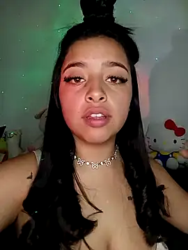 Snapshot of _juli17_ chatting on 03/29/26, 10:54 juli17 online show from 03/29/26, 10:54