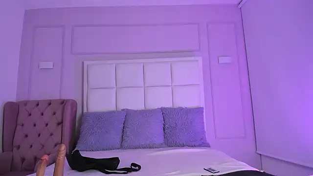 Snapshot of LiaJohnnson_ chatting on 03/02/26, 04:36 LiaJohnnson online show from 03/02/26, 04:36