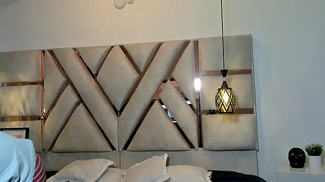 nilaynoa online show from 02/10/26, 12:09