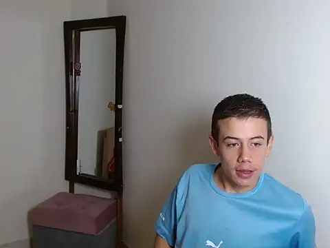 Snapshot of jac0b_x chatting on 02/05/26, 04:17 jac0b x online show from 02/05/26, 04:17