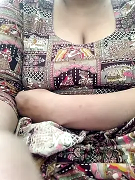 Snapshot of Preet__Aman chatting on 02/05/26, 10:20 Preet Aman online show from 02/05/26, 10:20