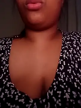 Snapshot of M_eduardabigcurvyplus chatting on 03/03/26, 03:45 M eduardabigcurvyplus online show from 03/03/26, 03:45