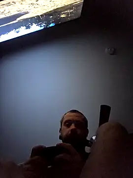 Snapshot of KrazyNutz420 chatting on 04/20/26, 06:16 KrazyNutz420 online show from 04/20/26, 06:16