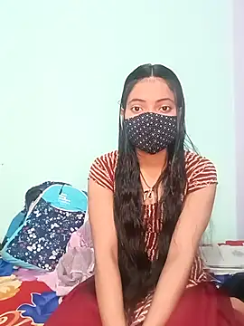 18 year old girl online show from 02/22/26, 03:07