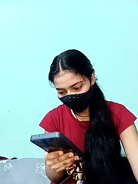 Snapshot of 18_year_old_girl chatting on 05/03/26, 03:34 18 year old girl online show from 05/03/26, 03:34