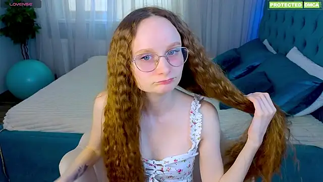 Snapshot of _EliDream chatting on 03/22/26, 10:18 EliDream online show from 03/22/26, 10:18