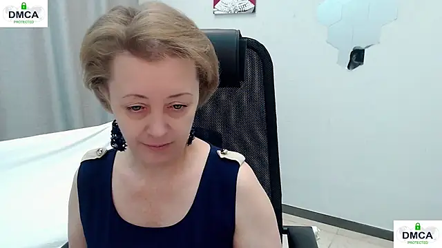 MONA W online show from 05/10/26, 07:35