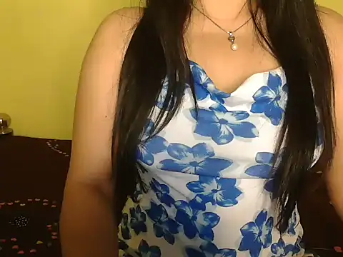 Snapshot of Ishaa_03 chatting on 03/27/26, 11:21 Ishaa 03 online show from 03/27/26, 11:21