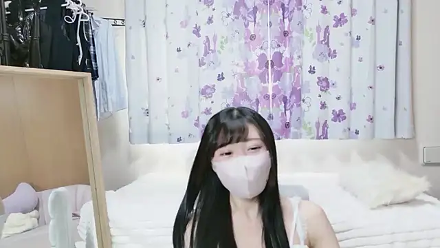 Snapshot of MOE_o0 chatting on 02/21/26, 03:18 MOE o0 online show from 02/21/26, 03:18