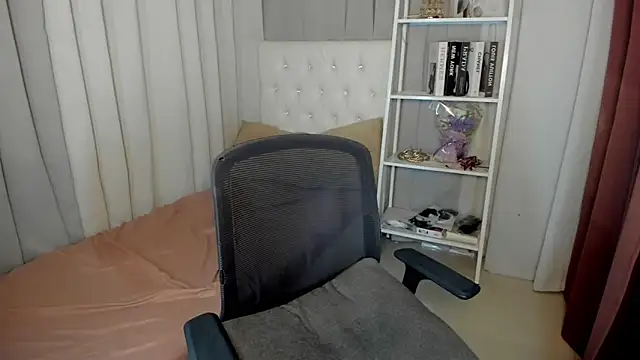 urtwinkjoshx online show from 02/22/26, 04:35