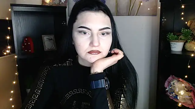 Snapshot of TurnMe_On chatting on 02/04/26, 11:27 TurnMe On online show from 02/04/26, 11:27