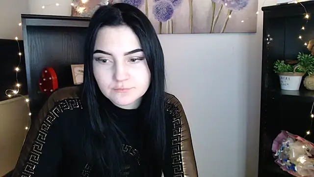 Snapshot of TurnMe_On chatting on 02/05/26, 12:43 TurnMe On online show from 02/05/26, 12:43