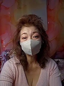 Snapshot of URAN429 chatting on 02/16/26, 02:51 URAN429 online show from 02/16/26, 02:51