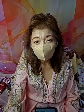 Snapshot of URAN429 chatting on 02/18/26, 05:58 URAN429 online show from 02/18/26, 05:58