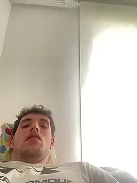 Snapshot of manu156789 chatting on 02/05/26, 12:54 manu156789 online show from 02/05/26, 12:54