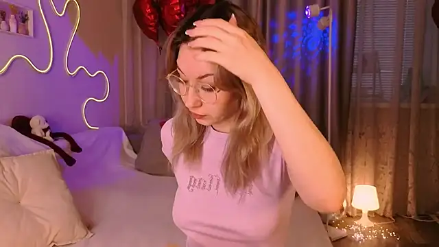 lusciousslily online show from 02/26/26, 01:37