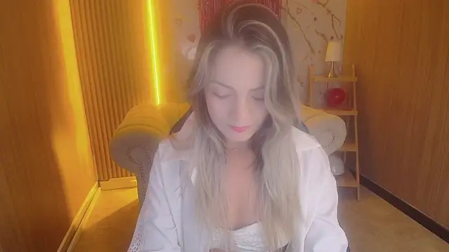 sofia nova tf online show from 02/19/26, 01:29